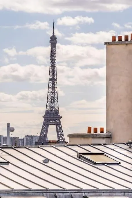 Luxueux Appartement Haussmannien Avec Vue Sur Paris 0*,  France