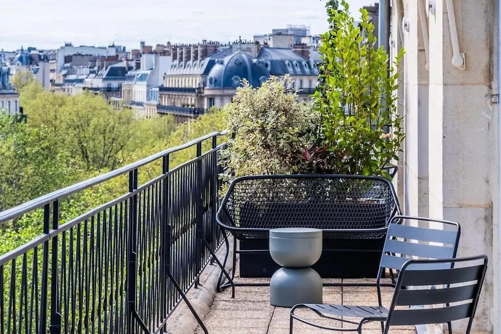 Luxueux Appartement Haussmannien Avec Vue Sur Paris